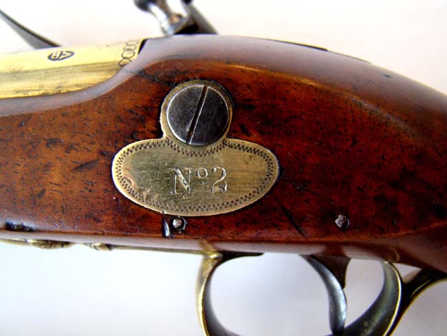 A fine pair of late 18th century brass barreled "Innkeeppers" coaching pistols inscribed "Whyte Hart, Bletchingley" — image 4